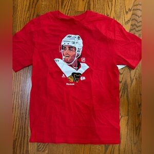 NWT  NHL BLACKHAWKS Reebok Red  T Shirt  Kids XL